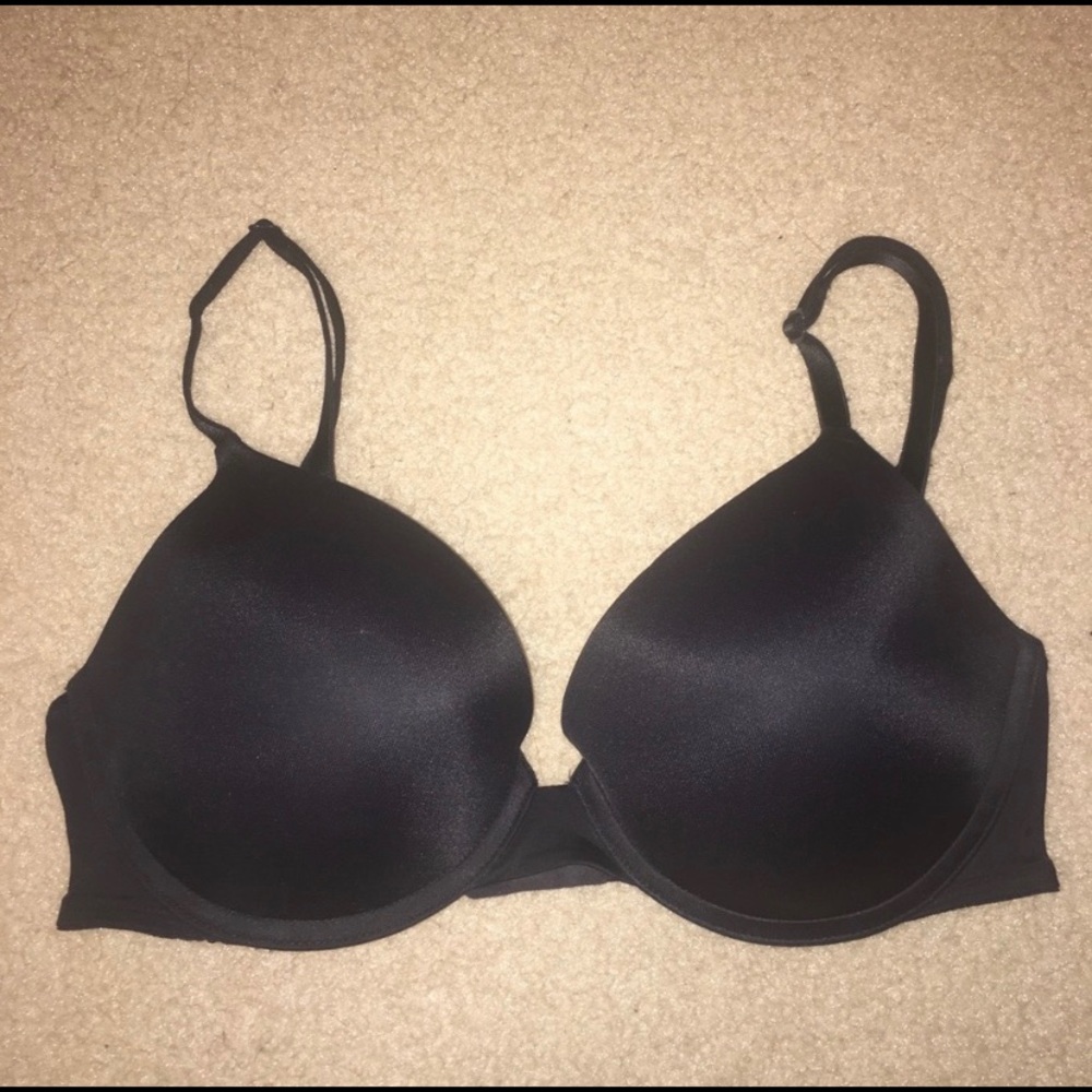 VS Bras 32D
